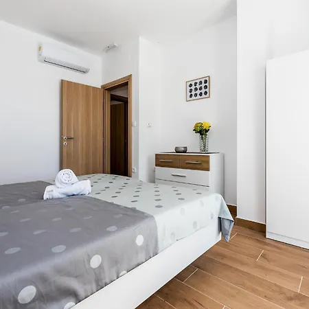 In Puljane With Wifi Puljane