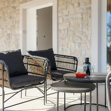 In Puljane With Wifi *