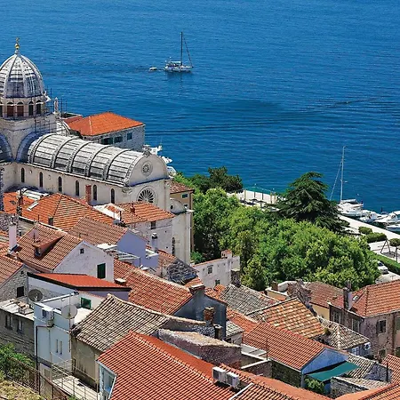 Casa vacanze In Puljane With Wifi Puljane